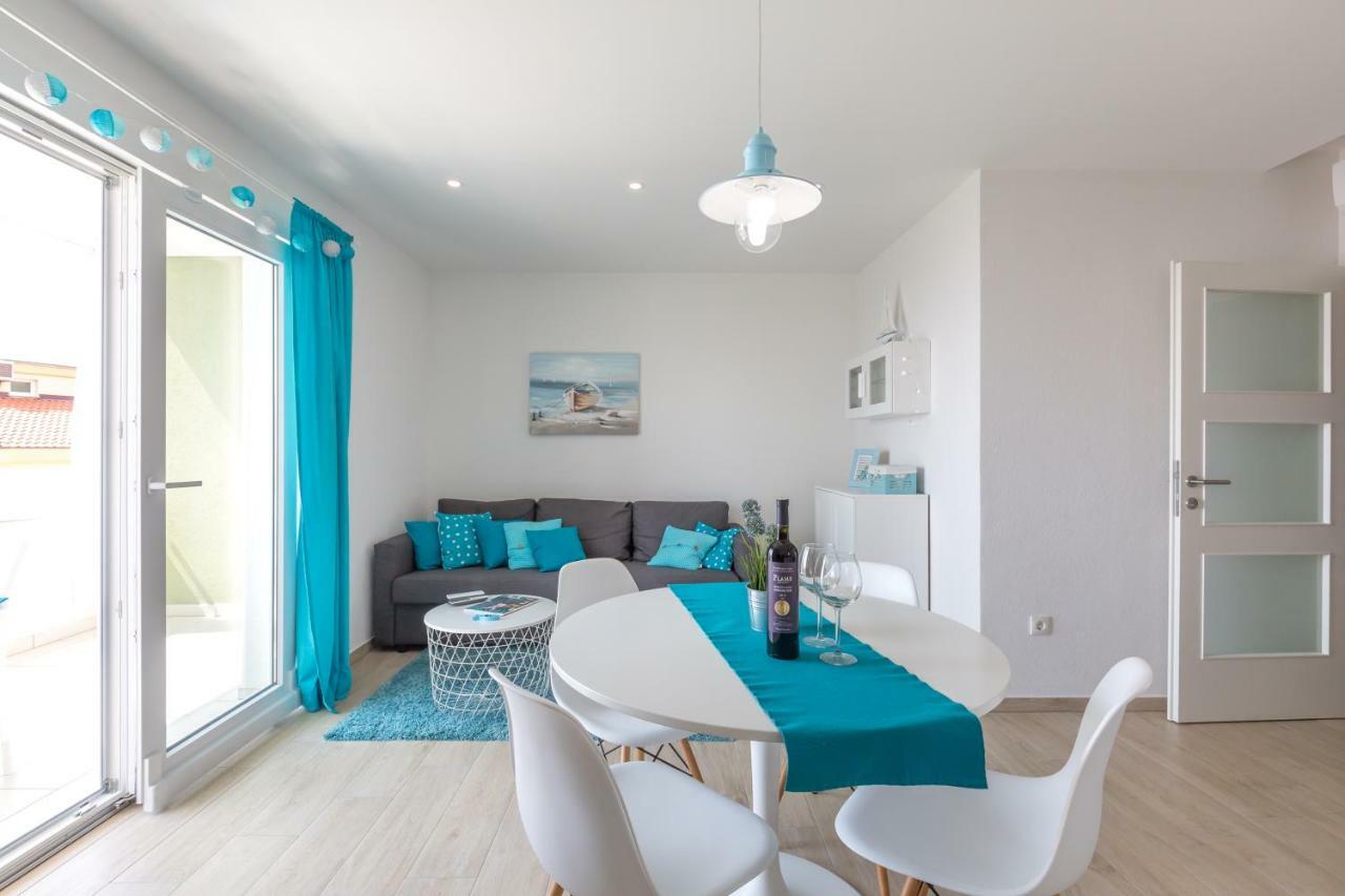 Apartmani Ksenija 2 Tučepi Exteriör bild